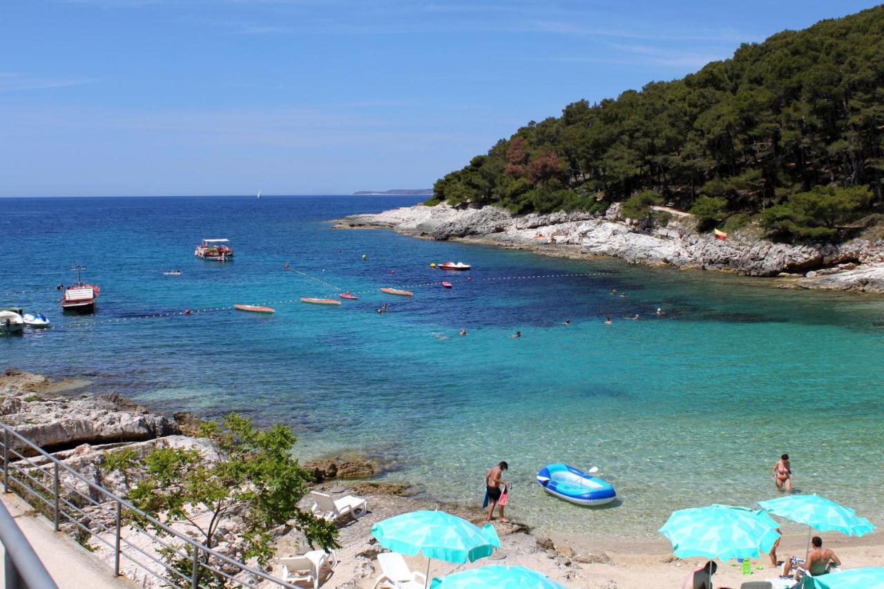 Apartments With A Parking Space Mali Lošinj Zewnętrze zdjęcie