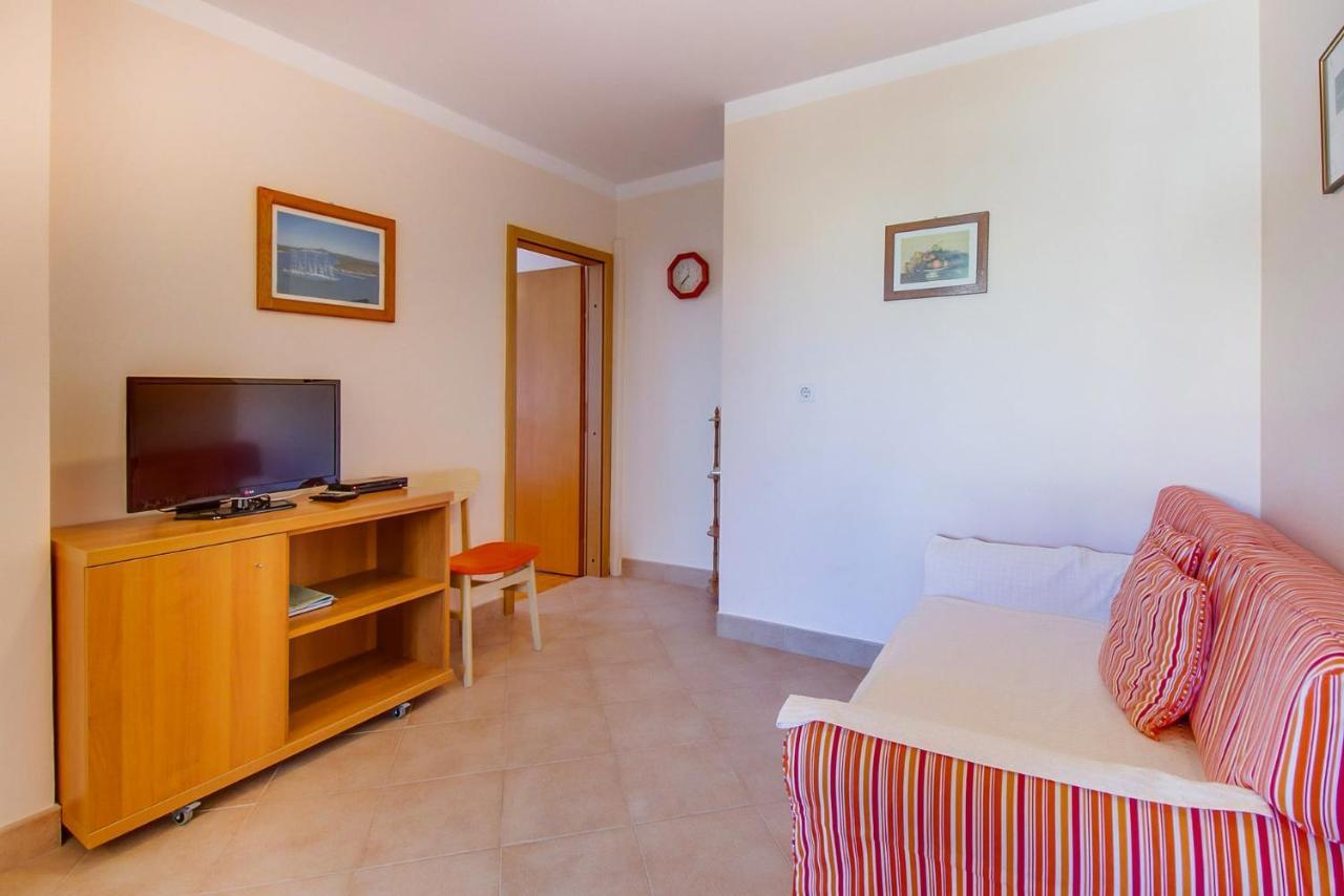 Apartments With A Parking Space Mali Lošinj Zewnętrze zdjęcie
