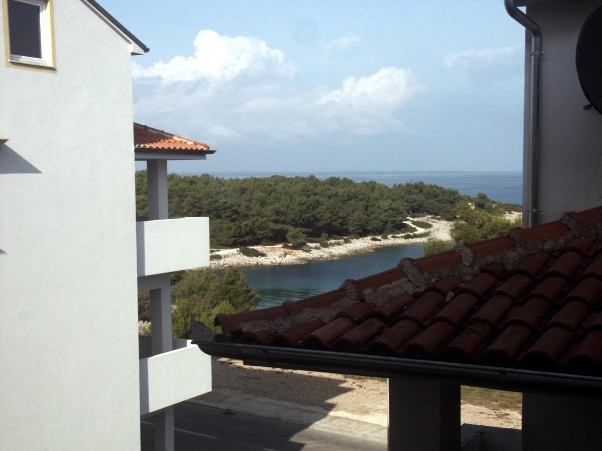 Apartments With A Parking Space Mali Lošinj Zewnętrze zdjęcie